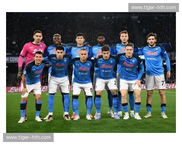 地中海的狂想与默西河的轰鸣:那不勒斯vs利物浦,一场灵魂深处的足球朝圣